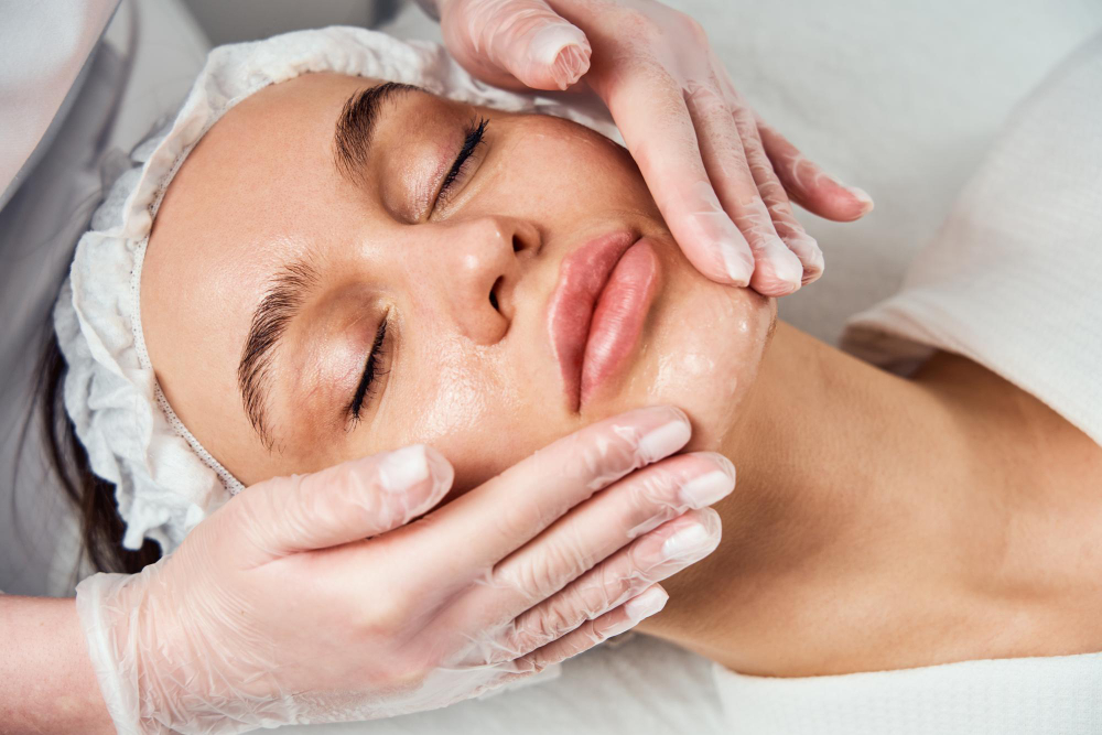 Achieve a Total Skin Refresh in Knoxville with Chemical Peel Treatment