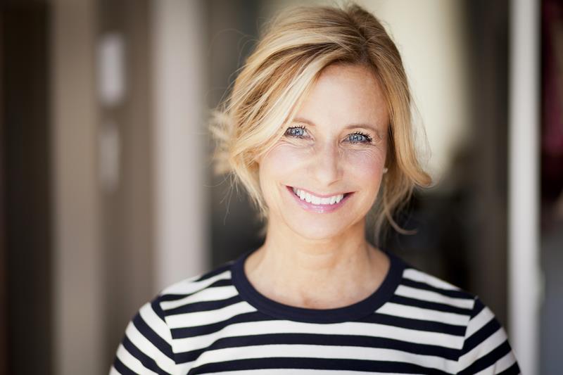 AgeJET eye rejuvenation for sagging eyelids in Knoxville, TN